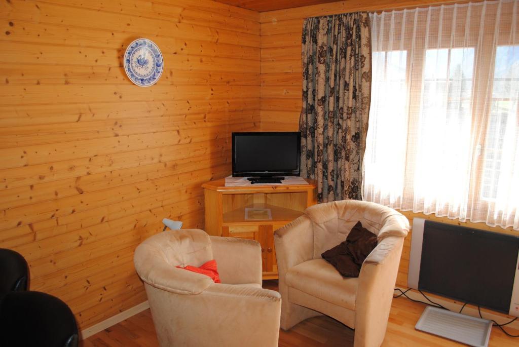 Studio Glaus Apartment Wilderswil Phòng bức ảnh